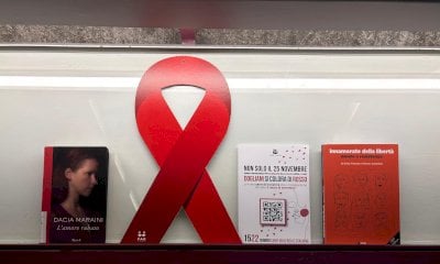 Dogliani si colora di rosso per la Giornata per l’Eliminazione della Violenza Contro le Donne