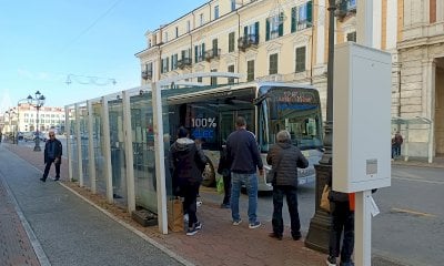 La proposta: abbonamenti del bus a 9 euro per chi lascia la macchina in Cuneo sud