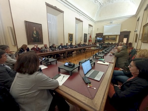 La commissione su Cascina Vecchia