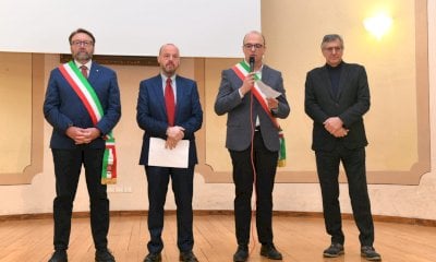 Icardi a fianco dei sindaci alla cerimonia di riconoscimento della loro memoria civile a Neive