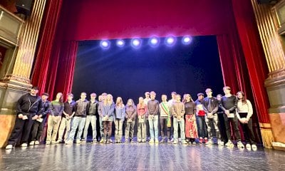 Alba ha consegnato la Costituzione ai neodiciottenni