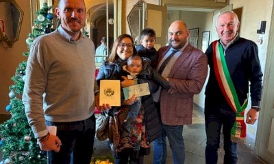 Castellar, l'unico nato del 2025 riceve il bonus 