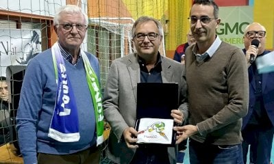 Volley Busca, serata natalizia perfetta in campo e fuori