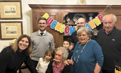 Alberto Gatto in visita alla neo centenaria albese Luigia Facello