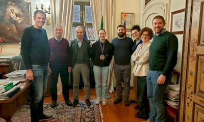 Bra, i complimenti della Giunta alla nuotatrice Anita Gastaldi