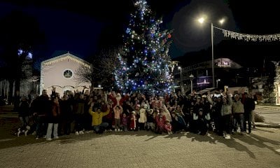 A Rifreddo la magia del Natale ha unito la comunità