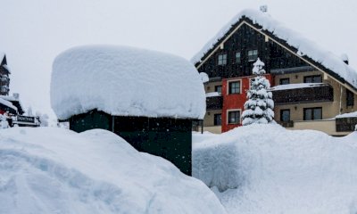 Un weekend di sole dopo la grande nevicata. Temperature in rialzo in quota, alto il rischio valanghe