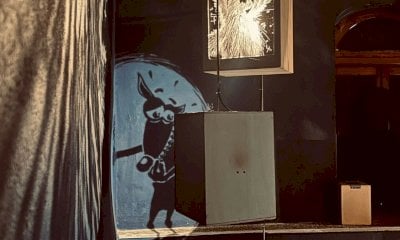 Storie al buio: quando la luce si spegne prende il via la narrazione