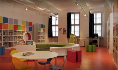 A Cuneo in Biblioteca 0-18 un incontro per promuovere la collaborazione tra famiglie ed educatori