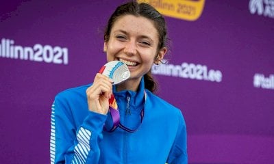 È una delle mezzofondiste più forti d'Italia, ma una legge del 1932 la esclude dai gruppi sportivi militari