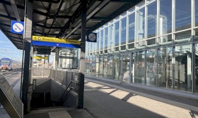 Bra, il capotreno chiede il biglietto e viene picchiato