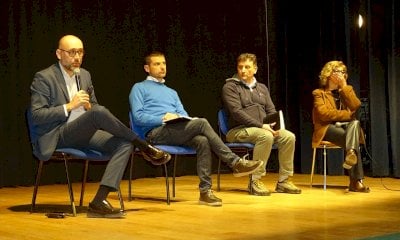A Caraglio teatro pieno per l'incontro pubblico sulla viabilità