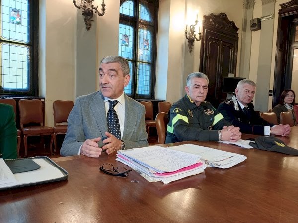 La riunione in prefettura