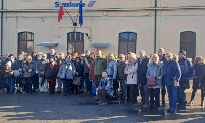 “Un treno Pop” porta Busca sui tabelloni di Torino Porta Nuova
