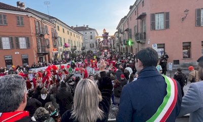 Il carro &ldquo;retrofuturistico&rdquo; di Racconigi trionfa al Carnevale di Fossano