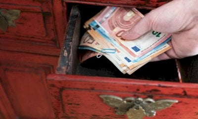 Ottantaquattromila euro in fumo: i risparmi di famiglia in mano a un truffatore