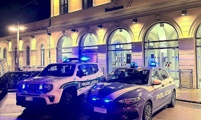 Controlli in stazione a Bra, la Polizia ha identificato pi&ugrave; di cento persone