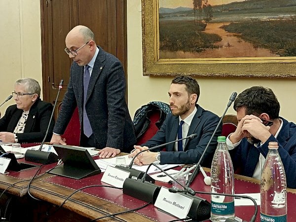 Il consiglio comunale aperto sulla casa