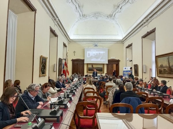 Il consiglio comunale aperto sulla casa