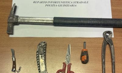 Denunciato dalla Polizia Locale di Bra un pregiudicato in possesso di armi improprie