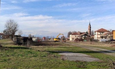 Moretta, in corso i lavori per la rimozione dei binari sulla linea ferroviaria verso Saluzzo