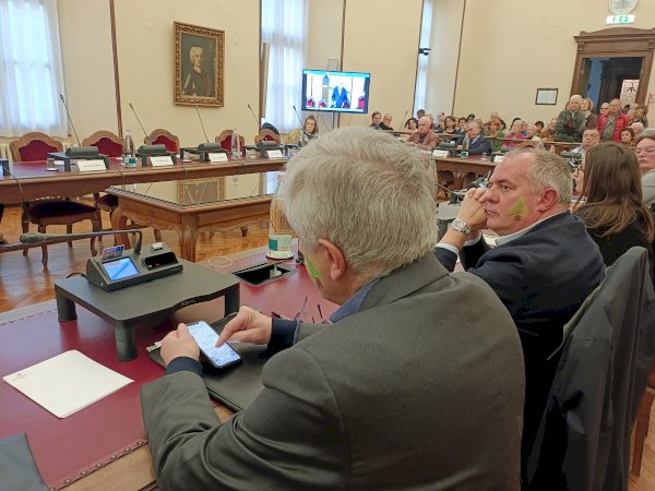 La discussione su piazza Europa in Consiglio comunale