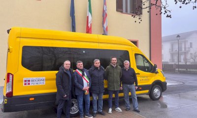 Pianfei rinnova il trasporto scolastico: consegnato il nuovo scuolabus
