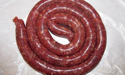 La salsiccia di Bra sul menù è una “patacca”: sotto accusa i ristoratori