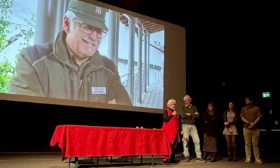 Oltre trecento persone al 