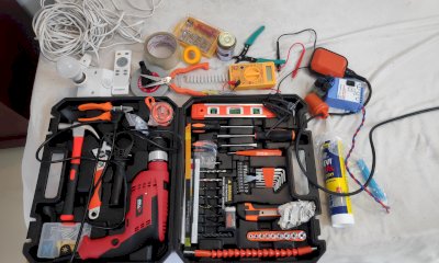 Attrezzi rubati in officina e rivenduti online, ma al momento dello scambio arrivano i carabinieri