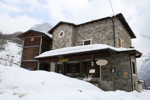 Fine anno al chiar di luna nel Parco delle Alpi Marittime