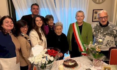 Cuneo festeggia i cent’anni della signora Pietra Tramuto