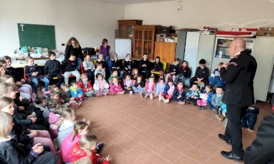 I Carabinieri incontrano gli alunni di Sampeyre per parlare di sicurezza ed educazione civica