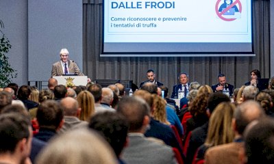 Come proteggersi dai rischi del web? Se ne parla all'istituto 