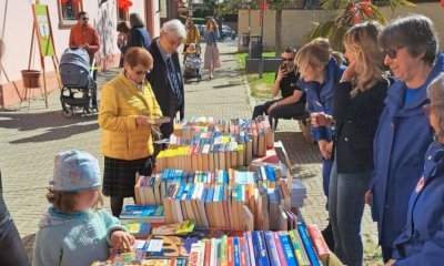 Bra: in biblioteca fioriscono “I libri e le rose”