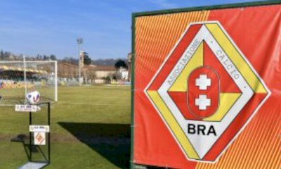 Tre ex calciatori accusati di violenza sessuale di gruppo, il Bra: 