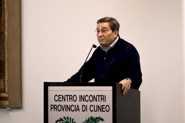 Elvio Russi