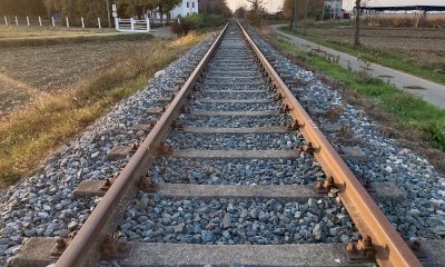 Quando il treno diventa narrazione: a Borgo San Dalmazzo i “Binari imprevedibili”