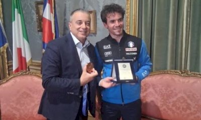 Bronzo al suo debutto olimpico, Martino Carollo riceve a Palazzo Lascaris una targa per i suoi successi