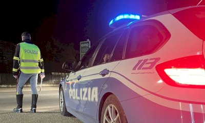 Al volante ubriaco e con la patente scaduta, autotrasportatore fermato a Marene e denunciato