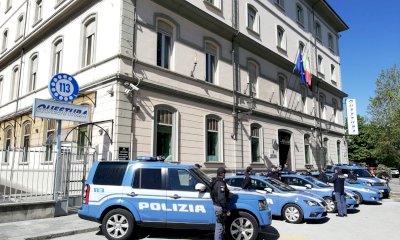 Il poliziotto aiutava gli amici con le pratiche, il tribunale lo condanna