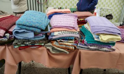 Fili solidali da Mondovì: 226 capi realizzati a mano per il Sermig
