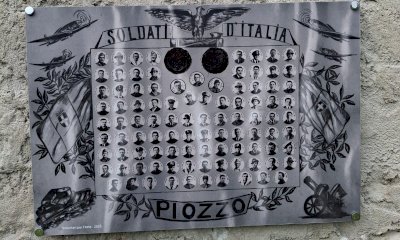 Duce sulla lapide a Piozzo, il caso approda in Consiglio comunale. L'opposizione: "Potevate dircelo"