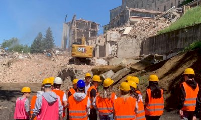 Mondov&igrave;, studenti del Baruffi in cantiere: sopralluogo alla storica sede in demolizione