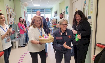 Cuneo, Stefania Belmondo ospite a sorpresa alla Pediatria del Santa Croce