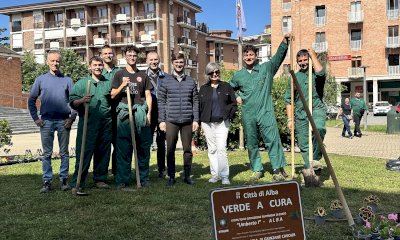 Alba: gli studenti della scuola agraria riqualificano un&rsquo;aiuola di piazza Cristo Re