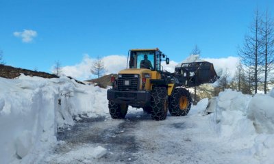 Sono iniziati i lavori di sgombero neve al colle della Lombarda