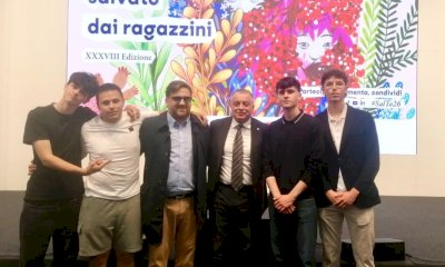 Gli studenti di Alba premiati al Salone Internazionale del Libro di Torino come &ldquo;Cittadini europei&rdquo;