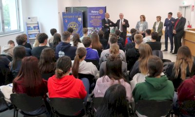 Il Rotary Club Savigliano premia gli alunni &ldquo;costruttori di futuro&rdquo; del Vallauri e dell&rsquo;Ancina di Fossano