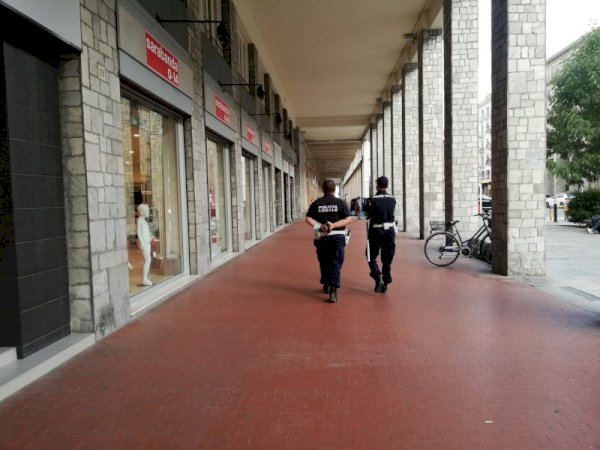 Vigili urbani in corso Giolitti